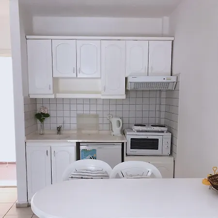 Ant Szálloda 3*