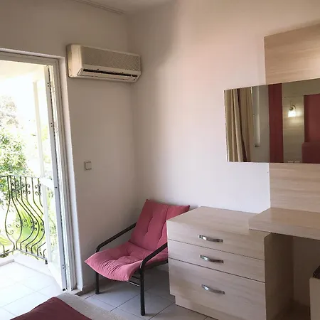 Ant Otel 3*