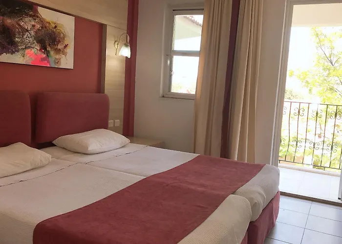 Hotel Ant 3*