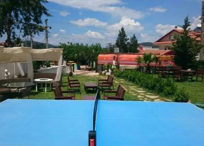 Ant Hotel 3*